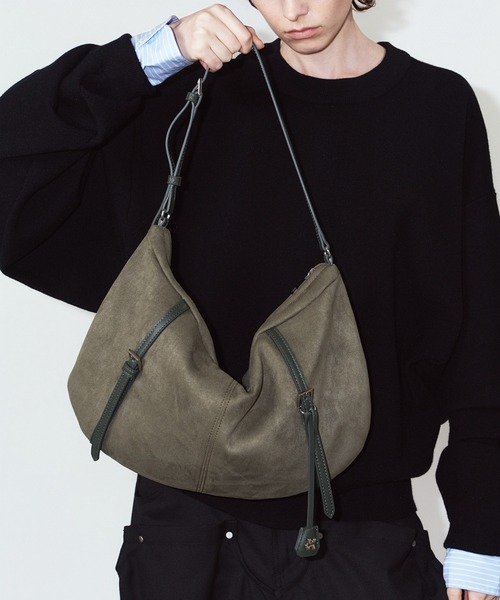 Knuth Marf(クヌースマーフ)の「【Knuth Marf】suede moon bag(ハンドバッグ・レディース・ブラウン/カーキ・FREE)」の13枚目の写真
