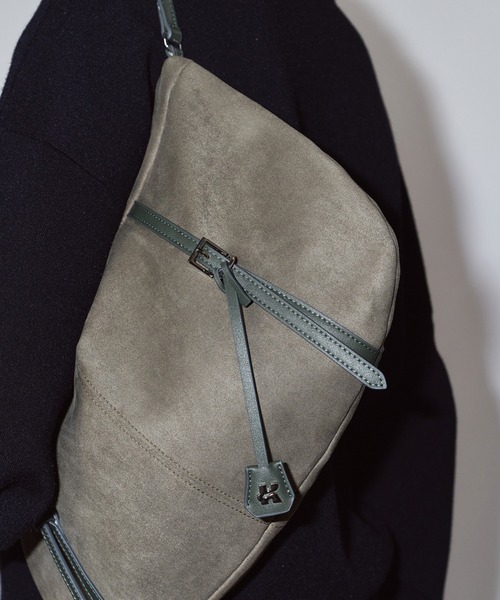 Knuth Marf(クヌースマーフ)の「【Knuth Marf】suede moon bag(ハンドバッグ・レディース・ブラウン/カーキ・FREE)」の12枚目の写真