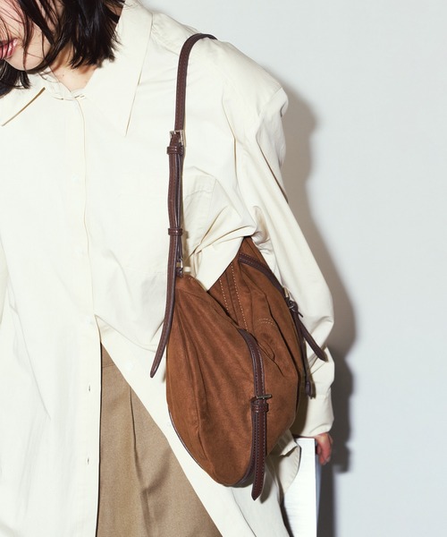 Knuth Marf(クヌースマーフ)の「【Knuth Marf】suede moon bag(ハンドバッグ・レディース・ブラウン/カーキ・FREE)」の9枚目の写真