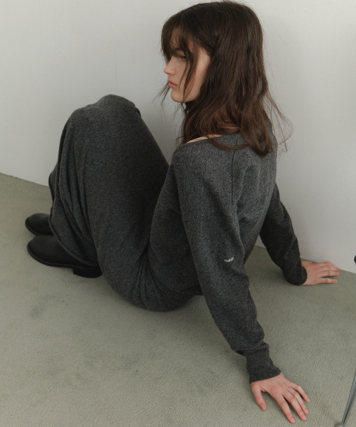 AARAN(アラン)の「ノラニットロングスカート_チャコール(スカート・レディース・チャコール・FREE)」の4枚目の写真