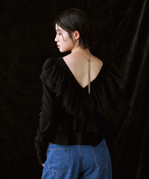 Ezick(エジック)の「2WAY tiered tulle ニットプルオーバー(ニット/セーター・レディース・ブラック/アイボリー・FREE)」の13枚目の写真