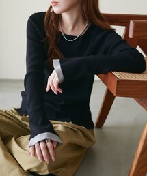 袖口レイヤード風クルーネックニット