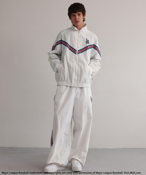 BACK TO THE FIELD(バック トゥー ザ フィールド)の「【MLB】Track Jacket(その他アウター・メンズ・ネイビー/ブラック/オフホワイト・LARGE/MEDIUM)」の11枚目の写真