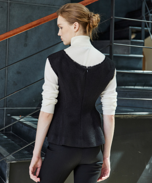 LETQSTUDIO(レチケットスタジオ)の「ブークレトリムブラウス ブラック(シャツ/ブラウス・レディース・その他・SMALL/MEDIUM)」の4枚目の写真