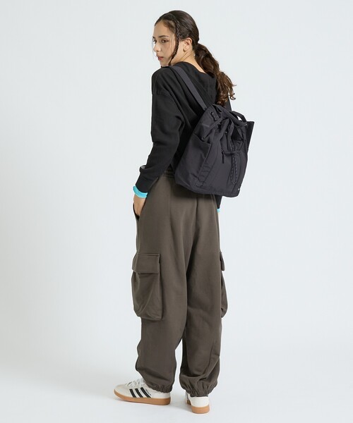 ROOTOTE（ルートート）の「【ROOTOTE/ルートート】SC.セオルー．ドローストリング-B/トートバッグ/リュック/撥水加工/2WAY（トートバッグ・レディース・レッド/ベージュ/ブラック・フリー）」の12枚目の写真
