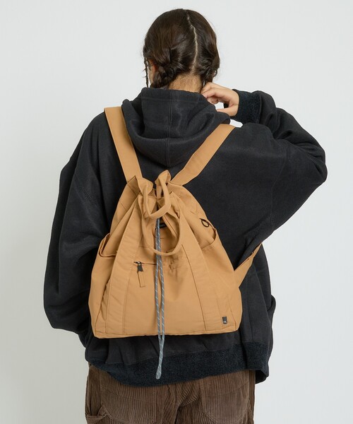 ROOTOTE（ルートート）の「【ROOTOTE/ルートート】SC.セオルー．ドローストリング-B/トートバッグ/リュック/撥水加工/2WAY（トートバッグ・レディース・レッド/ベージュ/ブラック・フリー）」の20枚目の写真