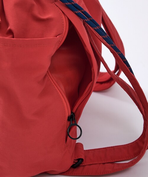 ROOTOTE（ルートート）の「【ROOTOTE/ルートート】SC.セオルー．ドローストリング-B/トートバッグ/リュック/撥水加工/2WAY（トートバッグ・レディース・レッド/ベージュ/ブラック・フリー）」の8枚目の写真