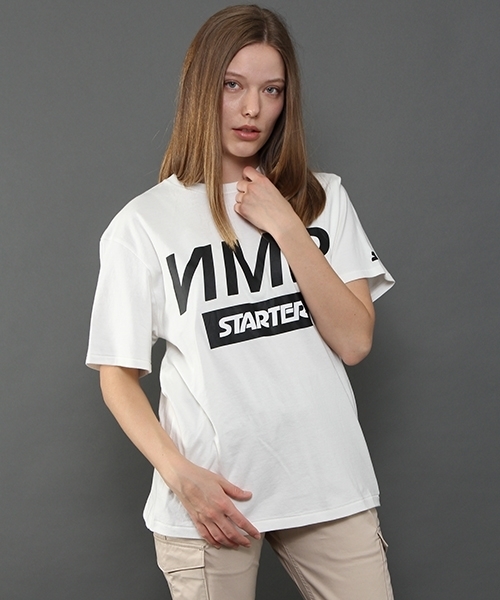 niko and...(ニコアンド)の「<NUMERALS>×STARTERロゴプリントTシャツ(Tシャツ/カットソー・メンズ・ブラック/ホワイト・MEDIUM/LARGE)」の1枚目の写真