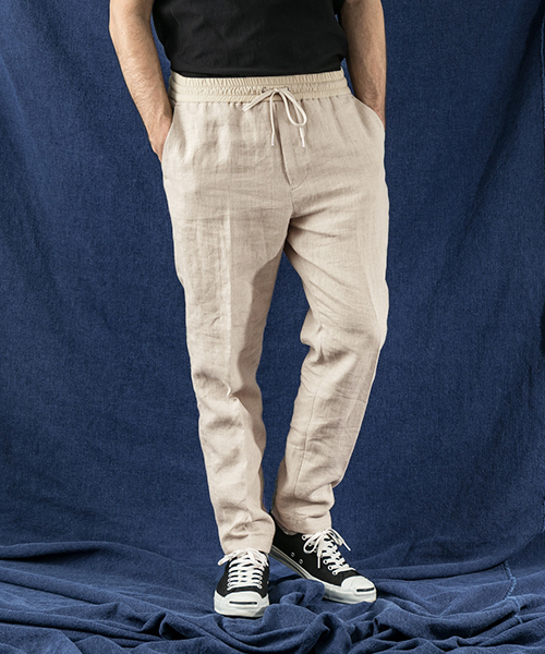 WORK NOT WORK URBAN RESEARCH(ワークノットワークアーバンリサーチ)の「WORK NOT WORK リネンテーパードイージーパンツ (その他パンツ・メンズ・ナチュラル/ブラック・SMALL/MEDIUM/LARGE)」の17枚目の写真