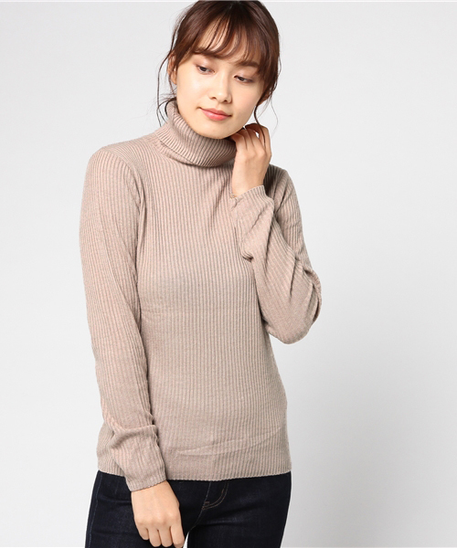 MARLENE JOBERT（マルレーヌ　ジョベル）の「アンゴラ混リブタートルニット（ニット/セーター・レディース・オフホワイト/ピンク/ネイビー/ブラック/マスタード/杢グレー/グレイッシュベージュ・L/M）」の14枚目の写真