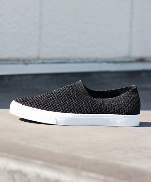 a サンエープラス の ローカットメッシュスリッポンスニーカー スリッポン Wear