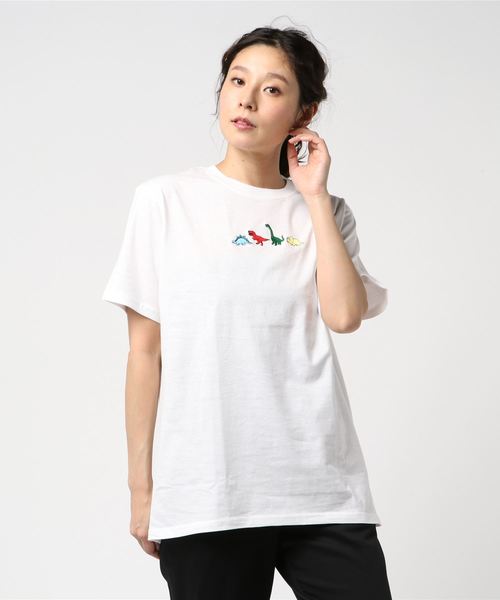 WC（ダブル シー）の「WC/ダイナソー刺繍Tシャツ（Tシャツ/カットソー・レディース・ホワイト/ブラック/その他1/ライトピンク/ライトパープル・FREE）」の9枚目の写真