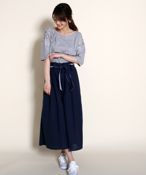 MARLENE JOBERT（マルレーヌ　ジョベル）の「肩刺繍カットソー（Tシャツ/カットソー・レディース・オフホワイト/ブラック/杢グレー・M/L）」の18枚目の写真