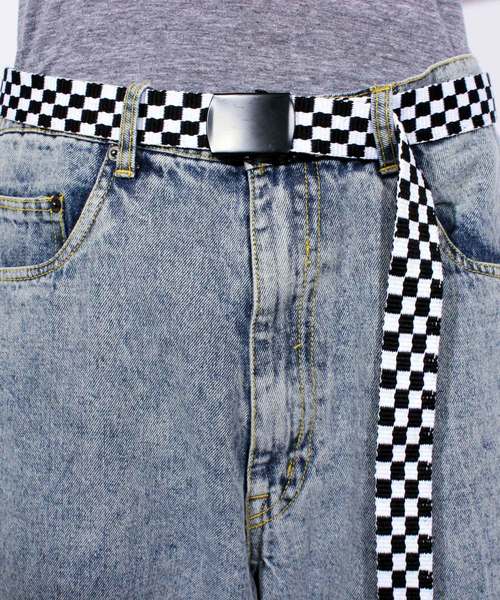 8(eight)(エイト)の「デニム ショートパンツ ベルト付き ハーフパンツ(その他パンツ・メンズ・ホワイト/ブラック/インディゴブルー/ケミカルウォッシュ・MEDIUM/LARGE)」の11枚目の写真