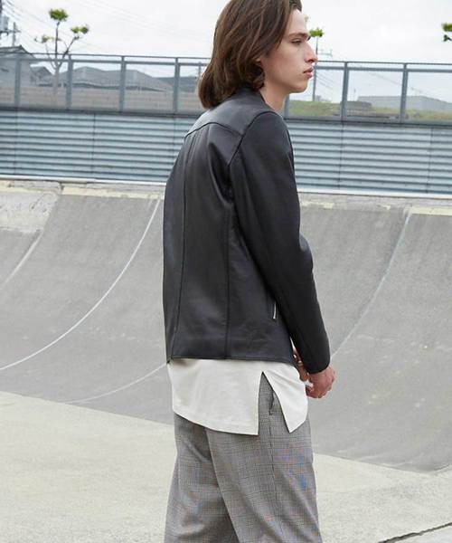 LIDNM(リドム)の「LIDnM / リドム ラムレザーシングルライダース lm01812lth001-09(ライダースジャケット・メンズ・ブラック・SMALL/MEDIUM/LARGE)」の5枚目の写真
