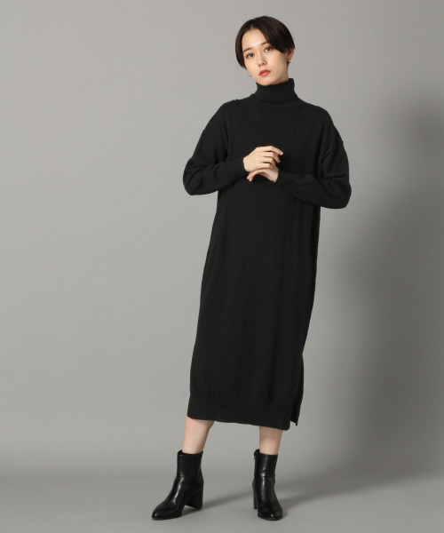 LOWRYS FARM（ローリーズファーム）の「１２Ｇタートルスリットワンピース　820531（ワンピース・レディース・ブラック/ベージュ/グリーン・FREE）」の2枚目の写真