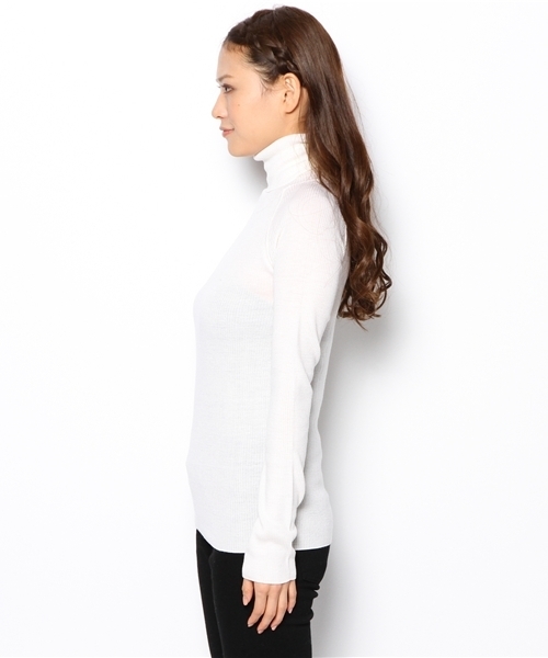 BEAUTY&YOUTH UNITED ARROWS（ビューティーアンドユースユナイテッドアローズ）の「BYBC リブタートルネック　◆（ニット/セーター・レディース・ホワイト/ダークグレー/ベージュ・フリー）」の5枚目の写真