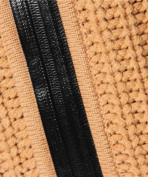 Another Edition(アナザーエディション)の「AE RIB ZIP UP CGN(カーディガン/ボレロ・レディース・オレンジ/ベージュ/ダークグレー・フリー)」の12枚目の写真