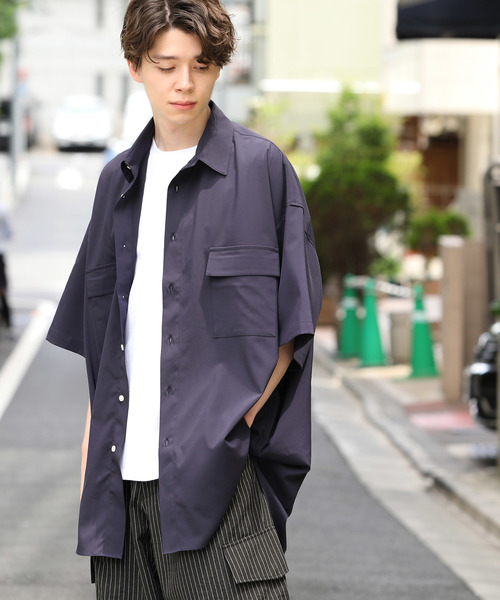 JUNRED（ジュンレッド）の「【AIR DRY/エアードライ】ビッグシャツ（シャツ/ブラウス・メンズ・ブラック/ライトグレー/ダークブラウン/ネイビー・M/L）」の4枚目の写真