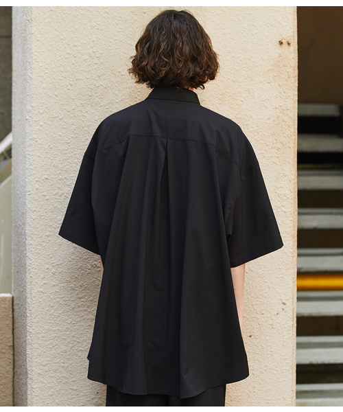 JUNRED（ジュンレッド）の「【AIR DRY/エアードライ】ビッグシャツ（シャツ/ブラウス・メンズ・ブラック/ライトグレー/ダークブラウン/ネイビー・M/L）」の6枚目の写真