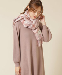 ラブリーピンク チェック マフラー コーデ 人気のファッショントレンド