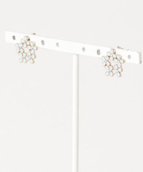カヤ(カヤ)の「【カヤ】小花ブーケピアス(ピアス(両耳用)・レディース・ホワイト/ブルー/シャーベット・FREE)」の3枚目の写真