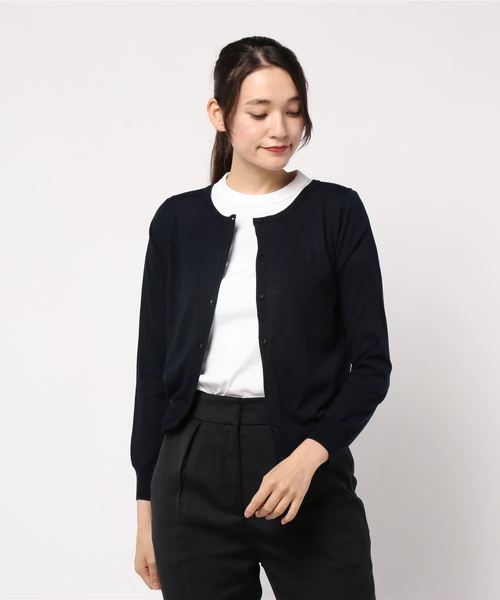 NATURAL BEAUTY BASIC(ナチュラルビューティーベーシック)の「オータムムードニットカーデ(カーディガン/ボレロ・レディース・オフホワイト/ブラウン/ネイビー/オレンジ・MEDIUM)」の3枚目の写真