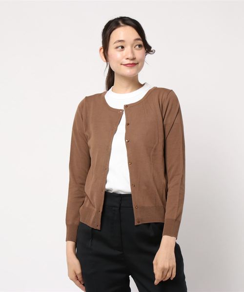 NATURAL BEAUTY BASIC(ナチュラルビューティーベーシック)の「オータムムードニットカーデ(カーディガン/ボレロ・レディース・オフホワイト/ブラウン/ネイビー/オレンジ・MEDIUM)」の2枚目の写真