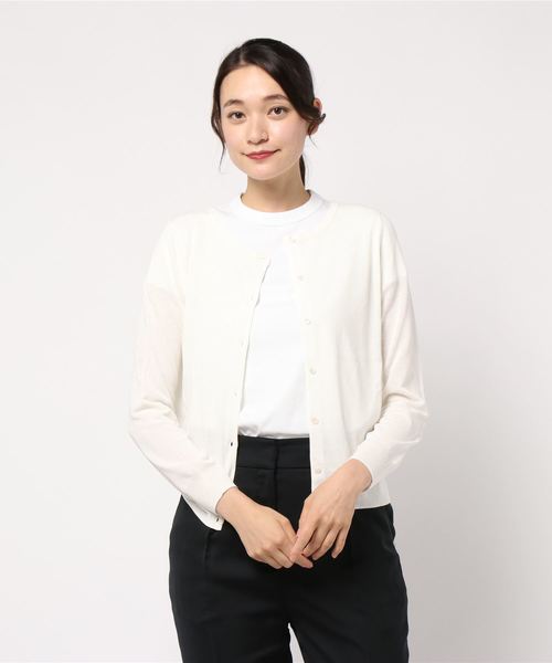 NATURAL BEAUTY BASIC(ナチュラルビューティーベーシック)の「オータムムードニットカーデ(カーディガン/ボレロ・レディース・オフホワイト/ブラウン/ネイビー/オレンジ・MEDIUM)」の1枚目の写真