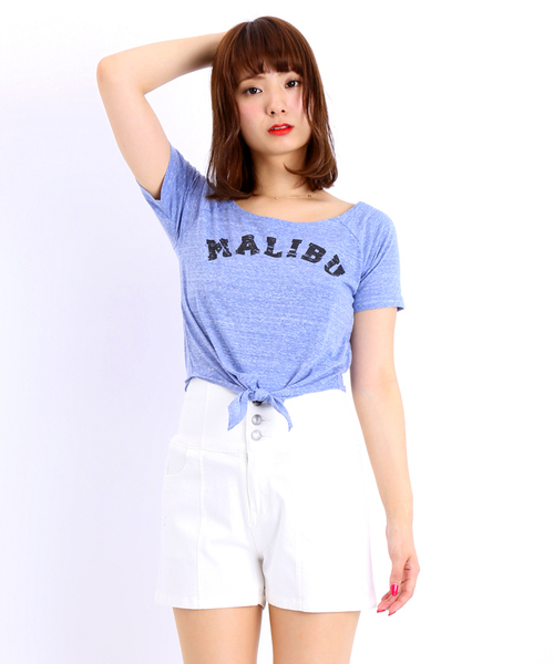 WEGO（ウィゴー）の「WEGO/ロゴプリントオフショルダーTシャツ（Tシャツ/カットソー・レディース・オフホワイト/スミクロ/ブルー/レッド・FREE）」の3枚目の写真