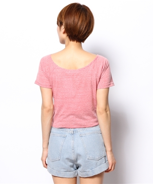 WEGO（ウィゴー）の「WEGO/ロゴプリントオフショルダーTシャツ（Tシャツ/カットソー・レディース・オフホワイト/スミクロ/ブルー/レッド・FREE）」の11枚目の写真