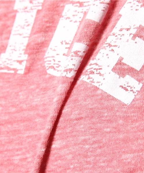 WEGO（ウィゴー）の「WEGO/ロゴプリントオフショルダーTシャツ（Tシャツ/カットソー・レディース・オフホワイト/スミクロ/ブルー/レッド・FREE）」の8枚目の写真