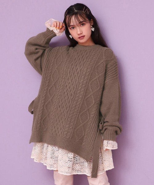 one after another NICE CLAUP（ワンアフターアナザーナイスクラップ）の「サイドリボンケーブルニット（ニット/セーター・レディース・ベージュ/アイボリー/モカ・FREE）」の10枚目の写真