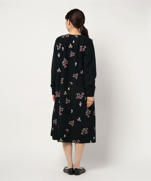 Super ワンピースポリエステルレーヨン起毛冬の実刺しゅうサイドスリットワンピース ワンピース Super Hakka スーパーハッカ のファッション