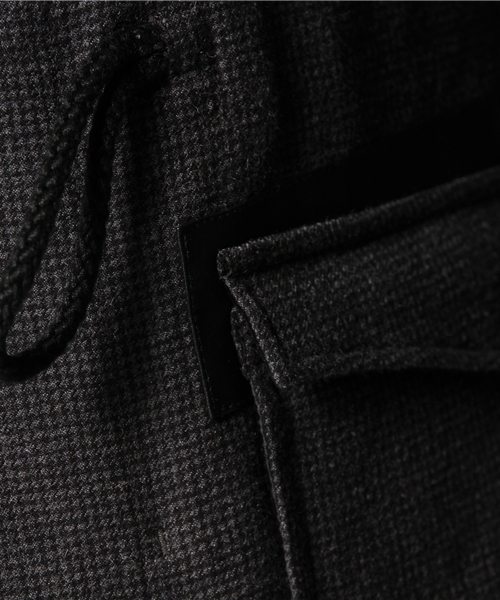 Ray BEAMS（レイビームス）の「●White Mountaineering / パターン ダッフルコート（ダッフルコート・レディース・ブラック系その他/ワイン・ONE SIZE）」の3枚目の写真