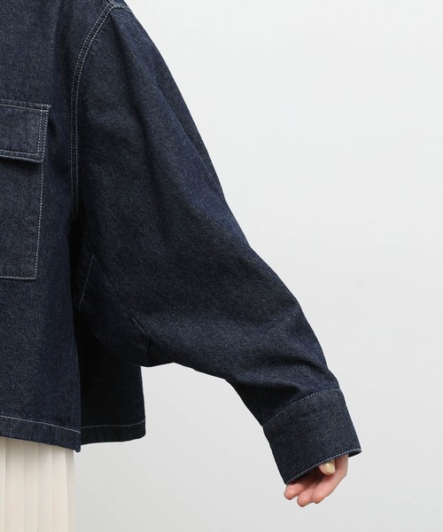 ADAM ET ROPE'（アダムエロペ）の「ステッチワークミリタリージャケット（その他アウター・レディース・ホワイト/ネイビー・FREE）」の11枚目の写真