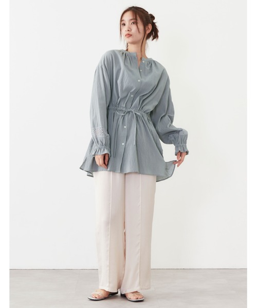 POU DOU DOU（プードゥドゥ）の「袖レース使いウエストドロストチュニックブラウス（シャツ/ブラウス・レディース・ベージュ/オフホワイト/ブルー・3）」の10枚目の写真