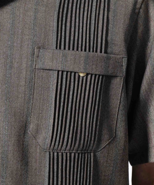 ADAM ET ROPE'（アダムエロペ）の「【NIKKE】キューバビーチ オーバーサイズ開襟シャツ（シャツ/ブラウス・メンズ・ブラウン系その他/ブラック系その他・M/L/XL）」の11枚目の写真