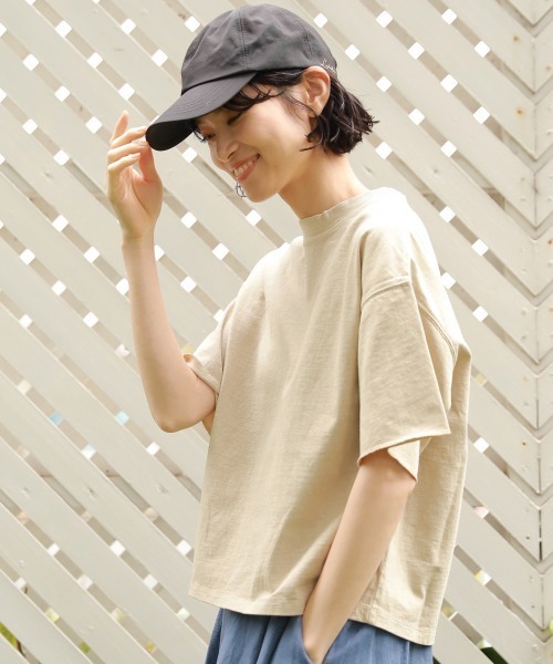 LAKOLE（ラコレ）の「オープンエンドピグメントTシャツ / LAKOLE（Tシャツ/カットソー・レディース・ブラック/ベージュ/ブルー/オフホワイト/ブラウン系その他・MEDIUM/SMALL）」の4枚目の写真