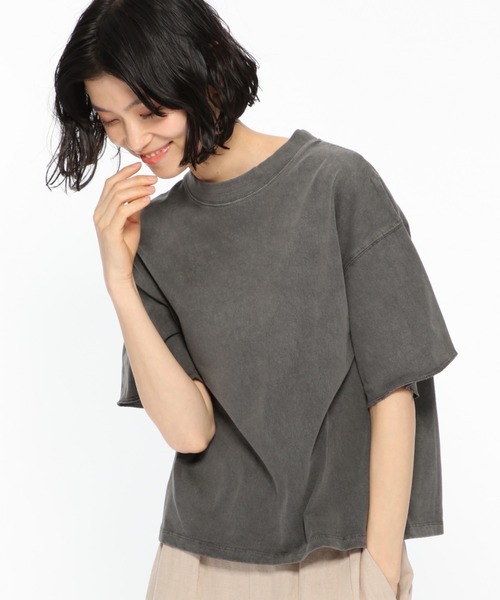 LAKOLE（ラコレ）の「オープンエンドピグメントTシャツ / LAKOLE（Tシャツ/カットソー・レディース・ブラック/ベージュ/ブルー/オフホワイト/ブラウン系その他・MEDIUM/SMALL）」の3枚目の写真