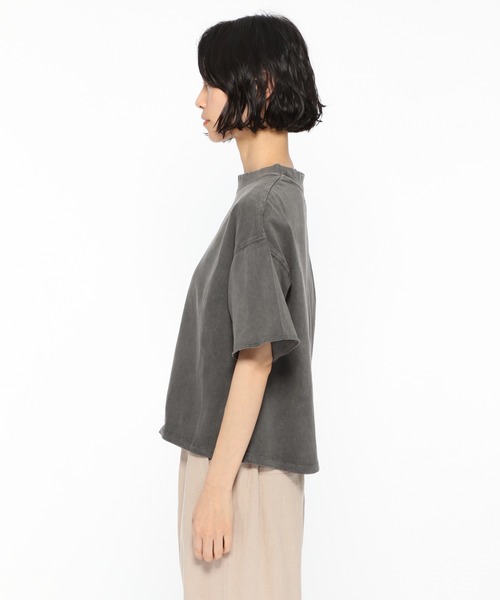 LAKOLE（ラコレ）の「オープンエンドピグメントTシャツ / LAKOLE（Tシャツ/カットソー・レディース・ブラック/ベージュ/ブルー/オフホワイト/ブラウン系その他・MEDIUM/SMALL）」の17枚目の写真