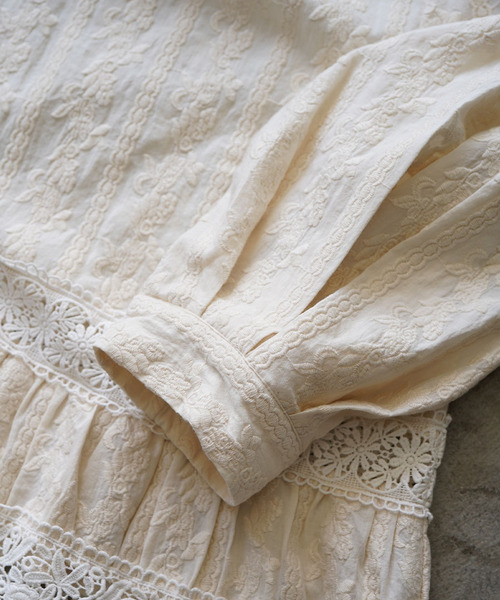 刺繍レース クラシカルAラインブラウス(シャツ/ブラウス)|zootie(ズーティー) 刺繍レース クラシカルAラインブラウス(シャツ/ブラウス)|zootie(ズーティー)