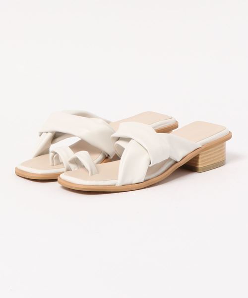 KOBE LETTUCE（コウベレタス）の「ソフトレザー調トングサンダル（サンダル・レディース・ホワイト/ブラック/オレンジ/モカ・LL/S/M/L）」の14枚目の写真