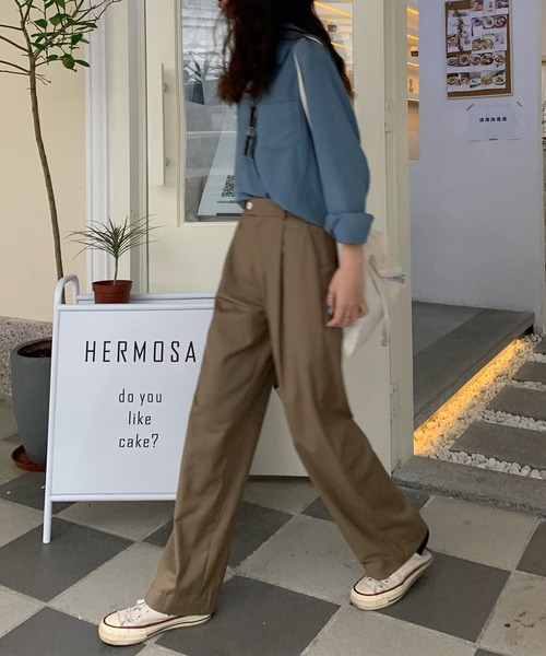 Ritzy（リッツィー）の「ハイウエストリモートストレートパンツ（その他パンツ・レディース・ブラック/ベージュ/グレー・M/L）」の3枚目の写真