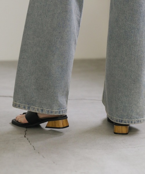 select MOCA（セレクトモカ）の「フェイクレザートングサンダル（サンダル・レディース・ブラック/グリーン/アイボリー/ダークブラウン・SMALL/MEDIUM/LARGE）」の15枚目の写真