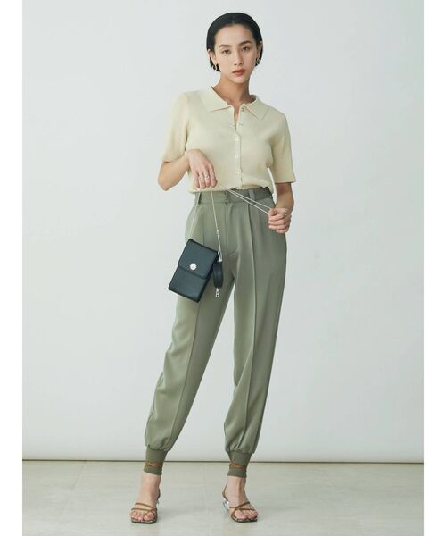 EVRIS（エヴリス）の「SLIM MICRO BAG（ショルダーバッグ・レディース・ゴールド/ブラック・FREE）」の4枚目の写真