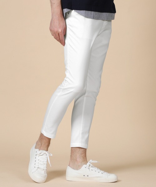 LANVIN en Bleu（ランバンオンブルー）の「COOL MOTION スキニーテーパード ツイルチノ（チノパンツ・メンズ・ホワイト/ブラック/グレー/ネイビー・44/46/48/50/52）」の11枚目の写真