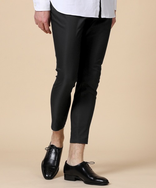 LANVIN en Bleu（ランバンオンブルー）の「COOL MOTION スキニーテーパード ツイルチノ（チノパンツ・メンズ・ホワイト/ブラック/グレー/ネイビー・44/46/48/50/52）」の7枚目の写真