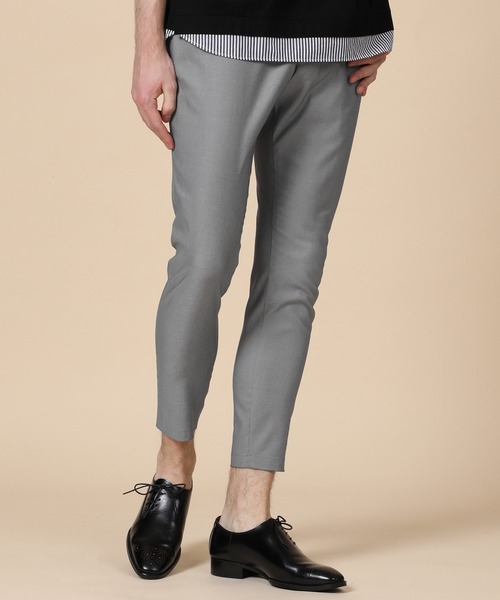 LANVIN en Bleu（ランバンオンブルー）の「COOL MOTION スキニーテーパード ツイルチノ（チノパンツ・メンズ・ホワイト/ブラック/グレー/ネイビー・44/46/48/50/52）」の12枚目の写真