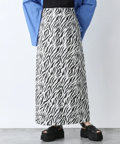 JEANASIS（ジーナシス）の「アソートハイウエストナロースカート/947854（スカート・レディース・ブラック/レオパード/レッド/ゼブラ・SMALL/MEDIUM）」の22枚目の写真
